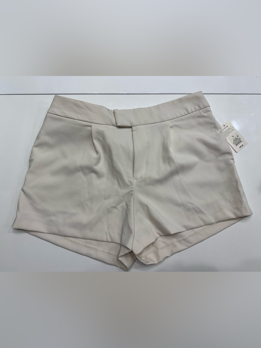A New Day High-Rise Pleated Dress Shorts Cream Tan Beige NWT Size 14